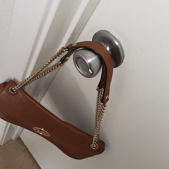 Authentic Michael Kors Handbag - Picture 2 of 6